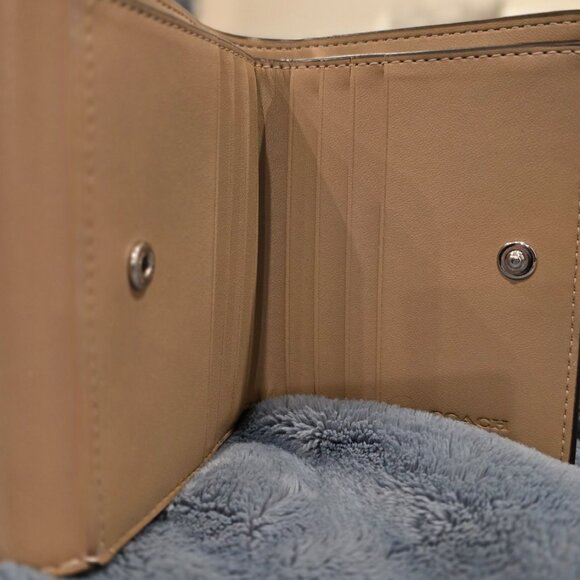 Coach Eliza small wallet - Picture 9 of 9